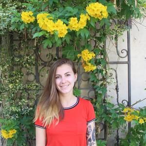 Meet your Posher, Maddie